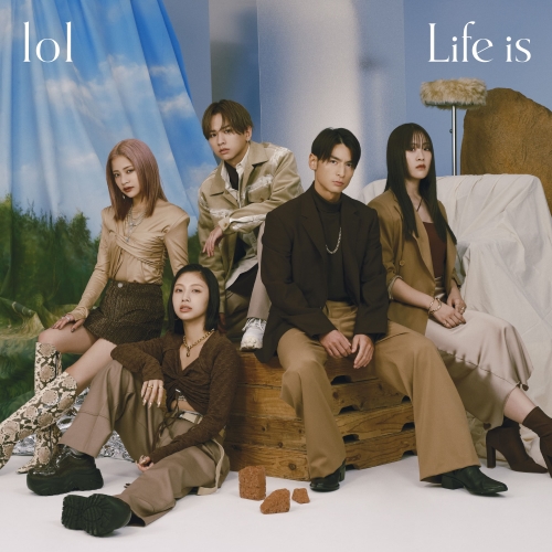 CD / lol / Life is (CD+Blu-ray) (通常盤) / AVCD-63496