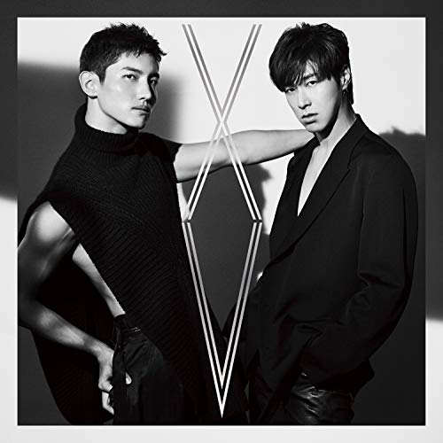 【送料無料】 CD/東方神起/XV (CD(スマプラ対応)) (初回生産限定盤/GIFT盤(ジャケットB))/AVCK-79626